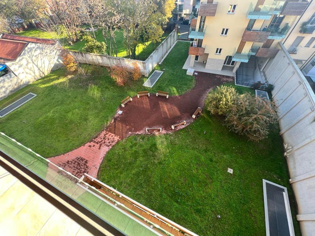 Apartmán Domusmi - Nuvolone-7 Milán Exteriér fotografie